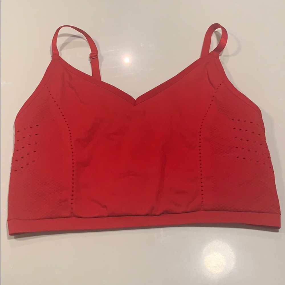 Fabletics sports bra